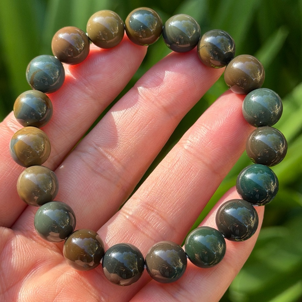 10mm‎ stretchable green Alashan agate bracelet 0384